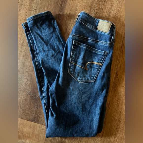 American Eagle no hole jeans size 4 regular - Picture 1 of 4